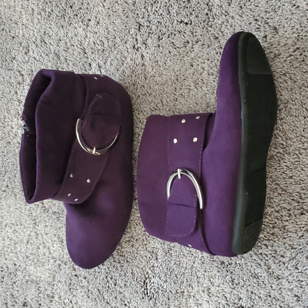 Sonoma girls size 5 dark purple ankle boots
